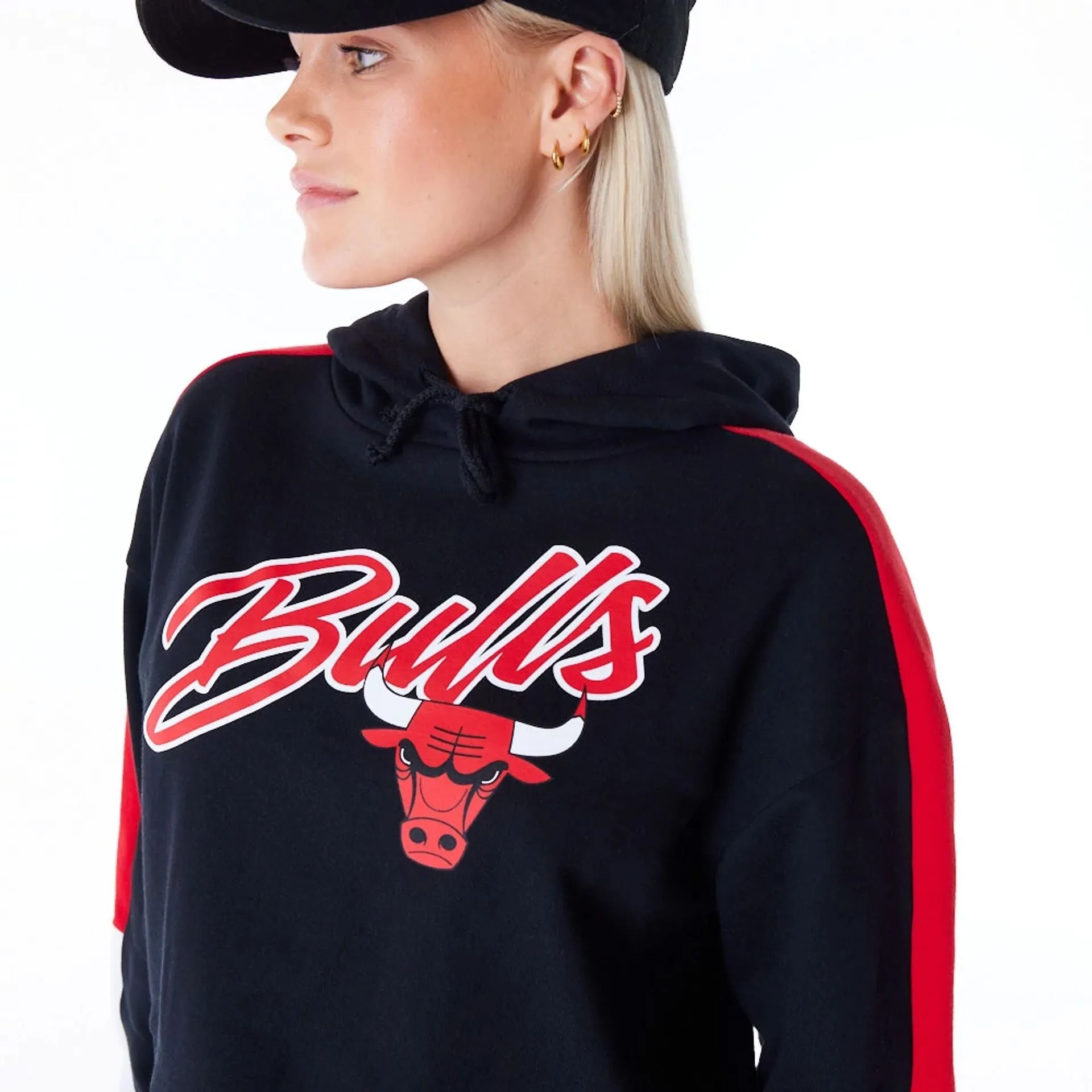 Chicago Bulls Womens NBA Colour Block Black Pullover Hoodie NEW ERA