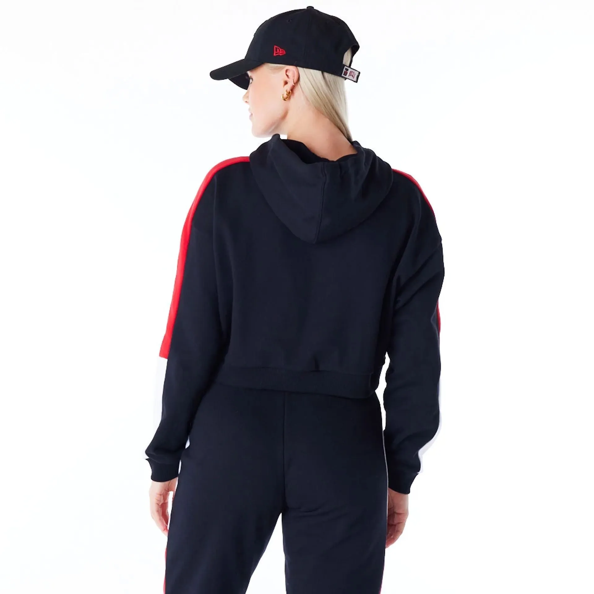 Chicago Bulls Womens NBA Colour Block Black Pullover Hoodie NEW ERA