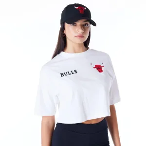 Chicago Bulls Womens NBA Team Logo Wordmark White Crop T-Shirt NEW ERA
