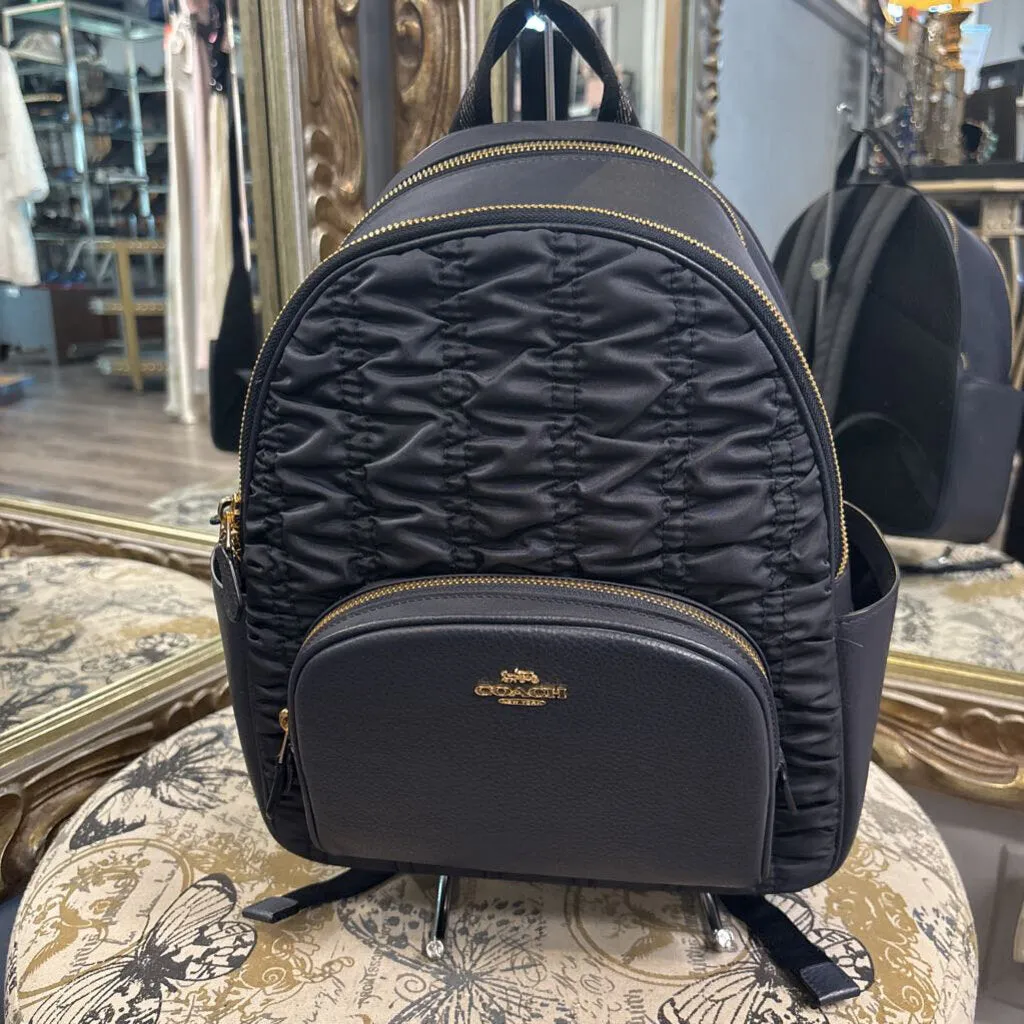 Coach Rouching front HANDBAGS OS