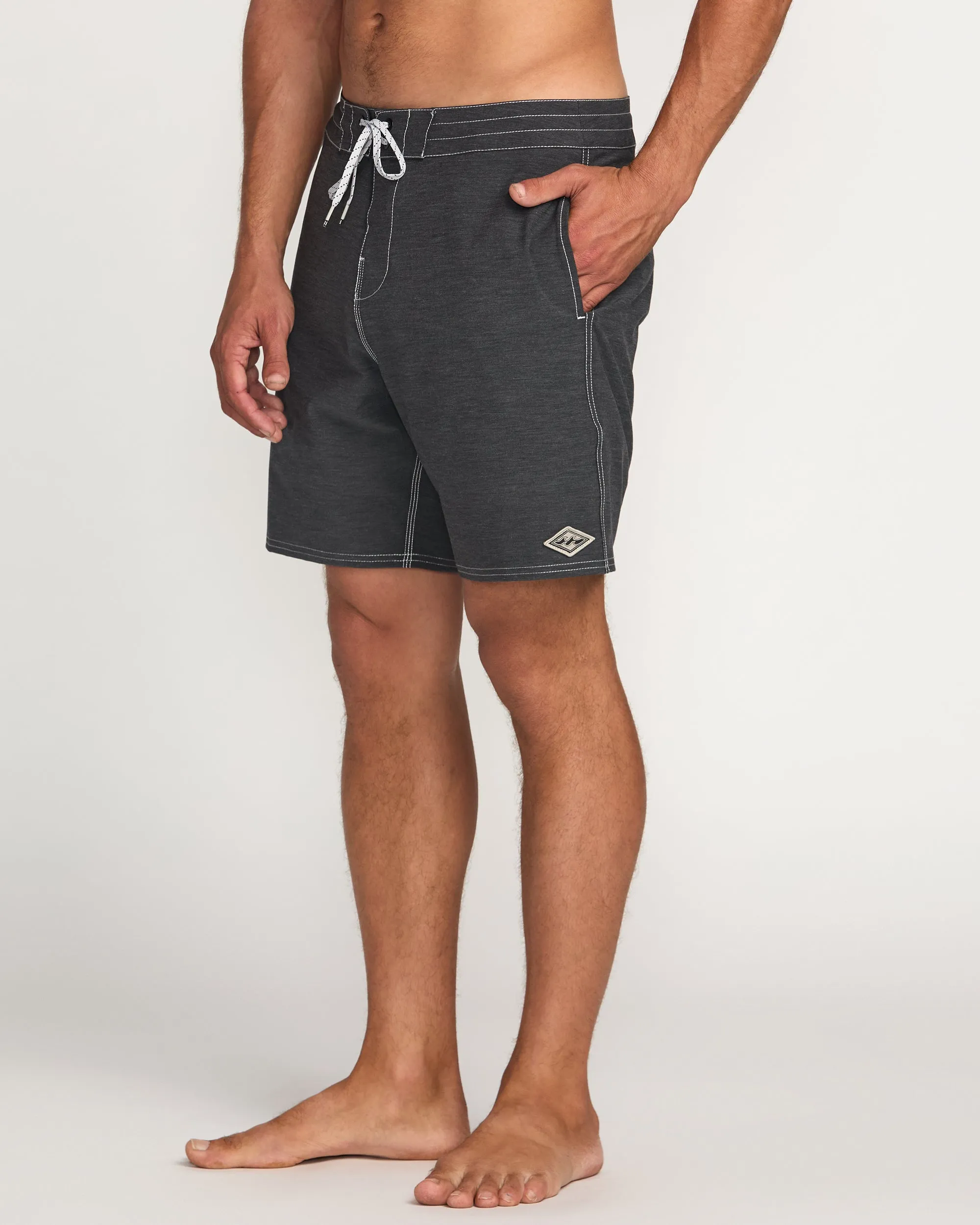 Every Other Day Lo Tide 18" Boardshorts - Black Billabong