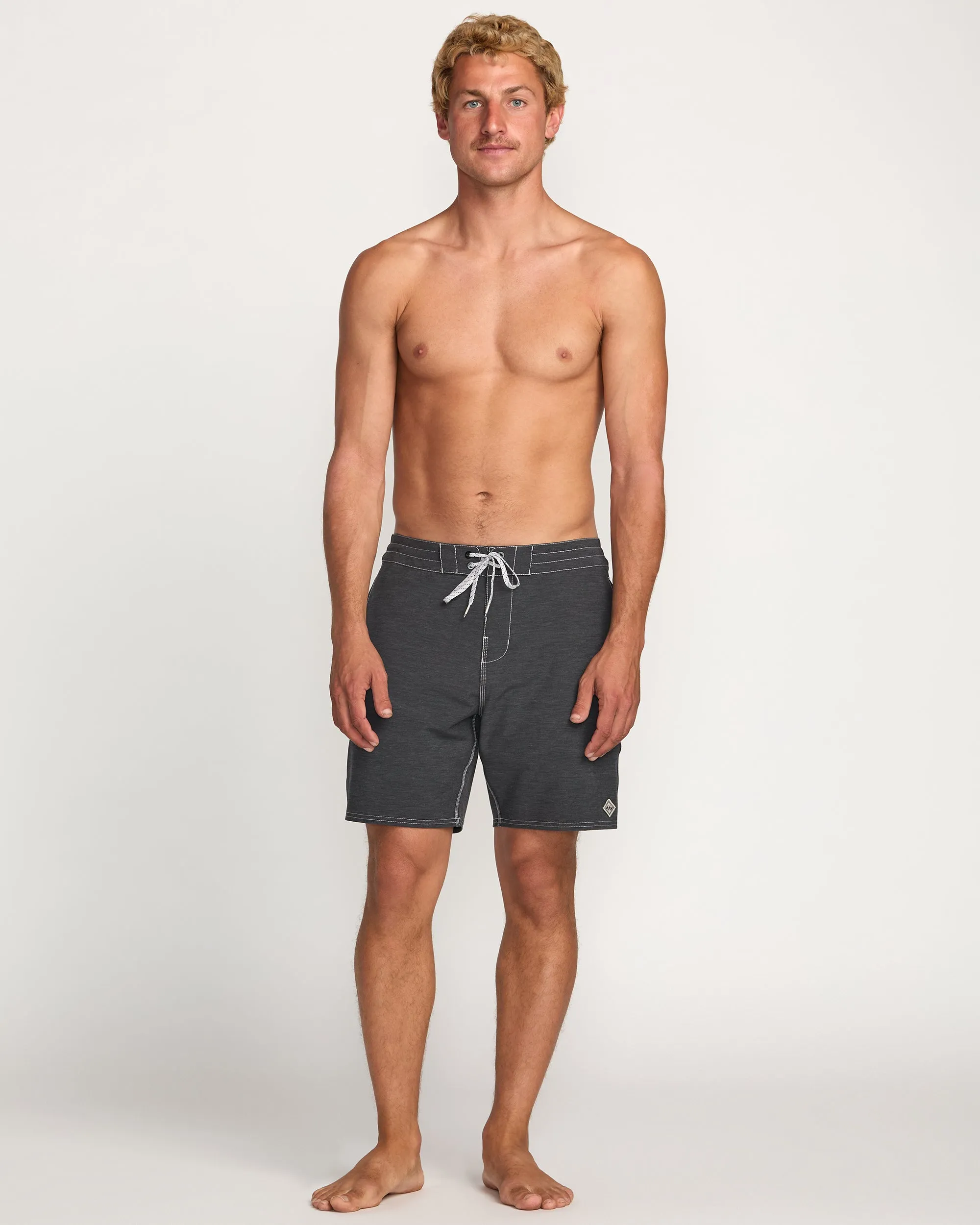Every Other Day Lo Tide 18" Boardshorts - Black Billabong