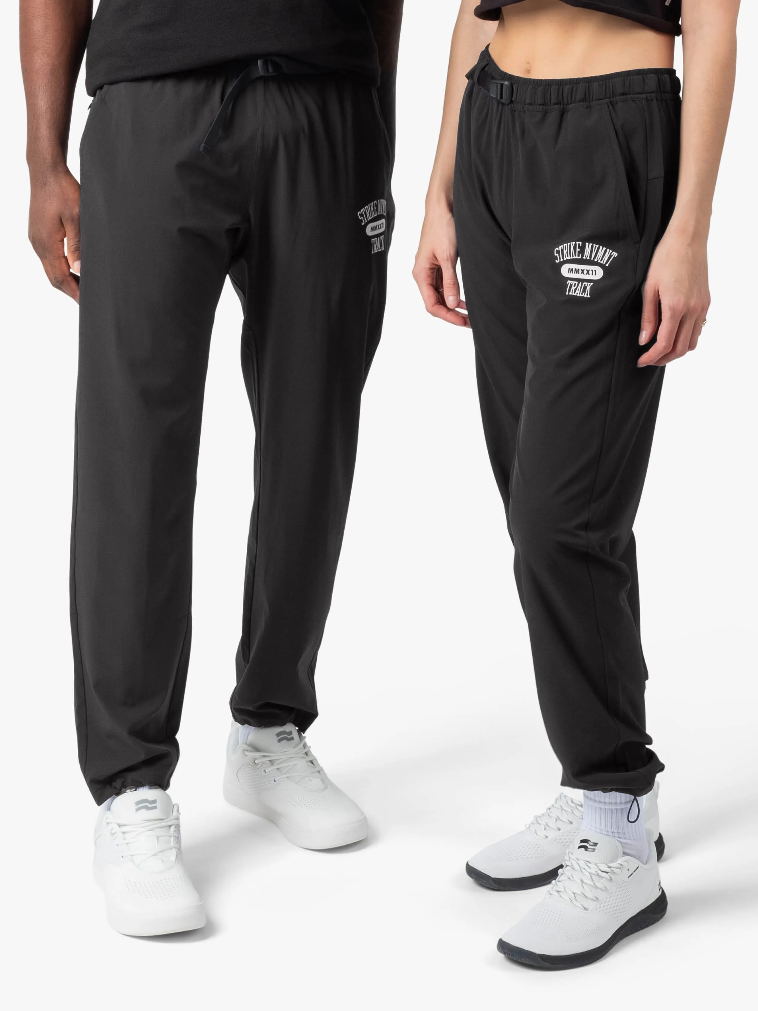 Field TrackPant - Track Strike