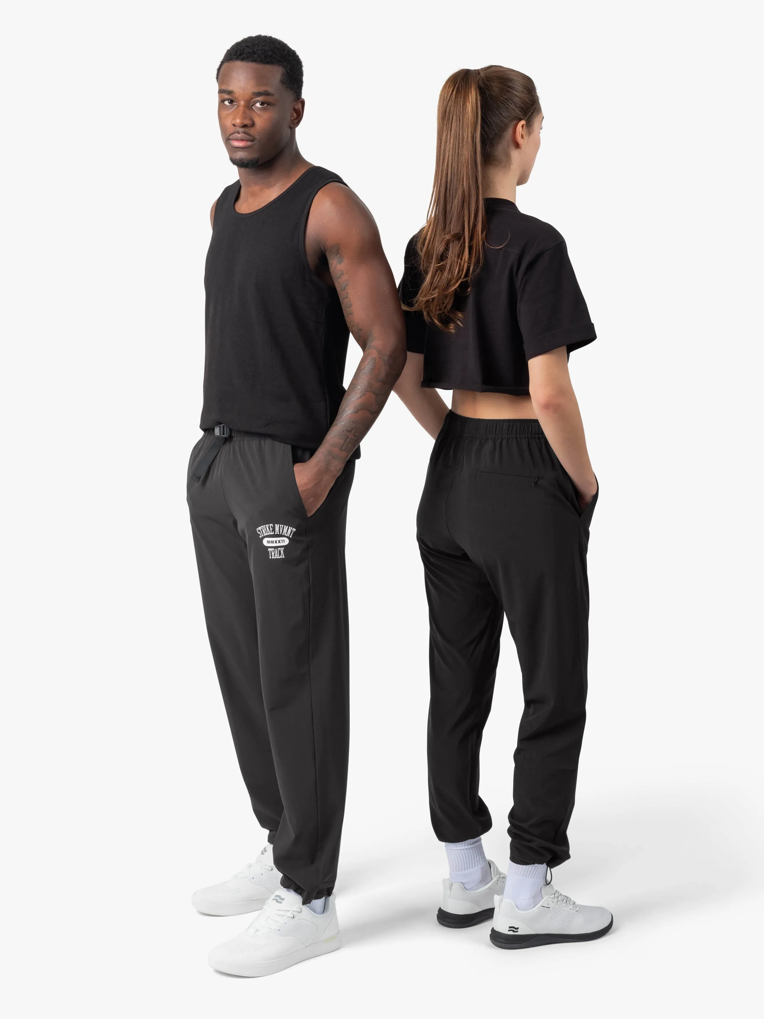 Field TrackPant - Track Strike