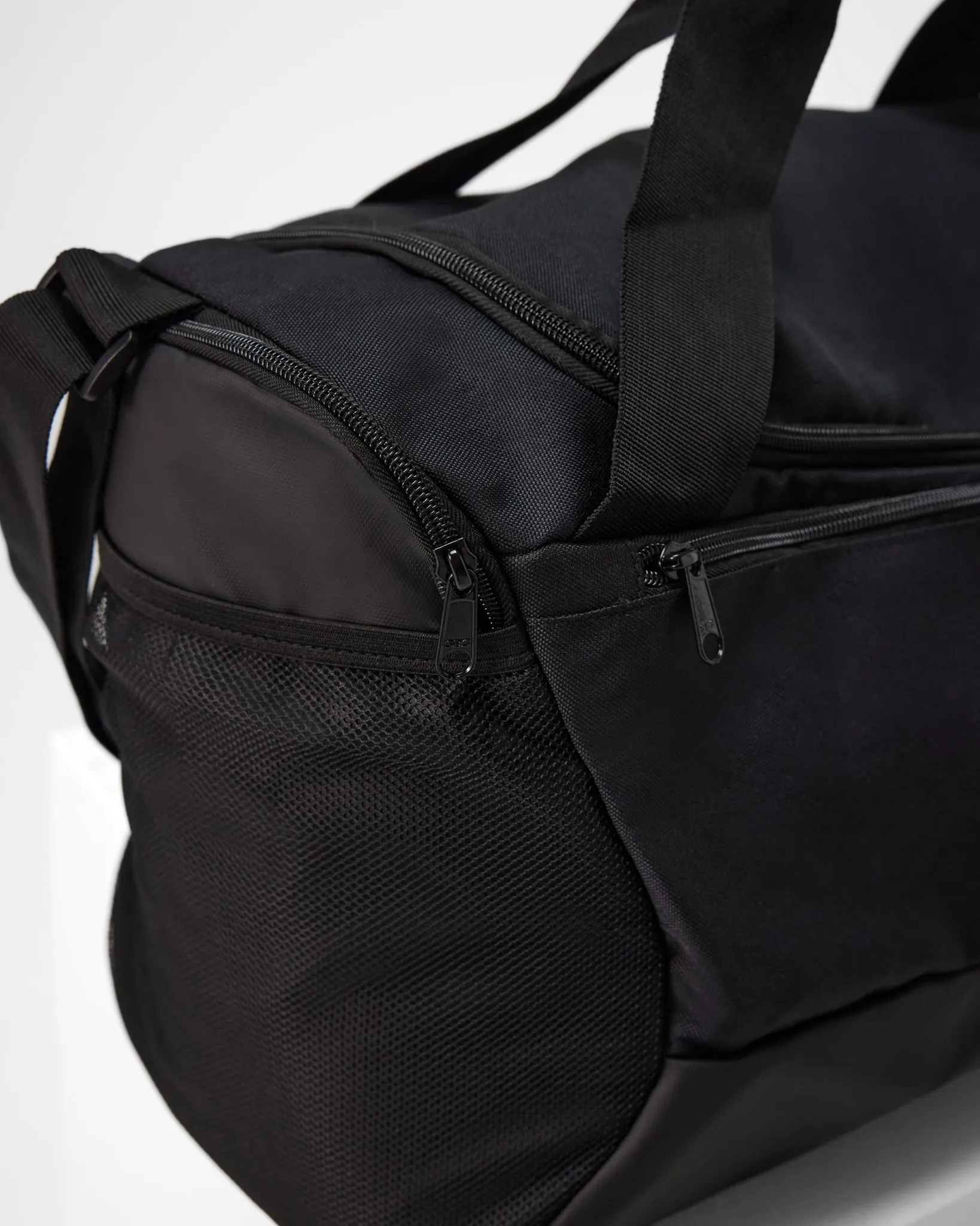 INSPORT ALASKA BLACK SMALL DUFFLE BAG