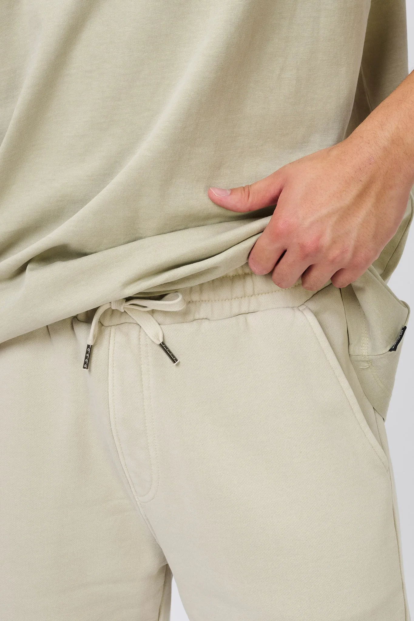 INSPORT MEN'S EASTON FLEECE GRAIN SHORT