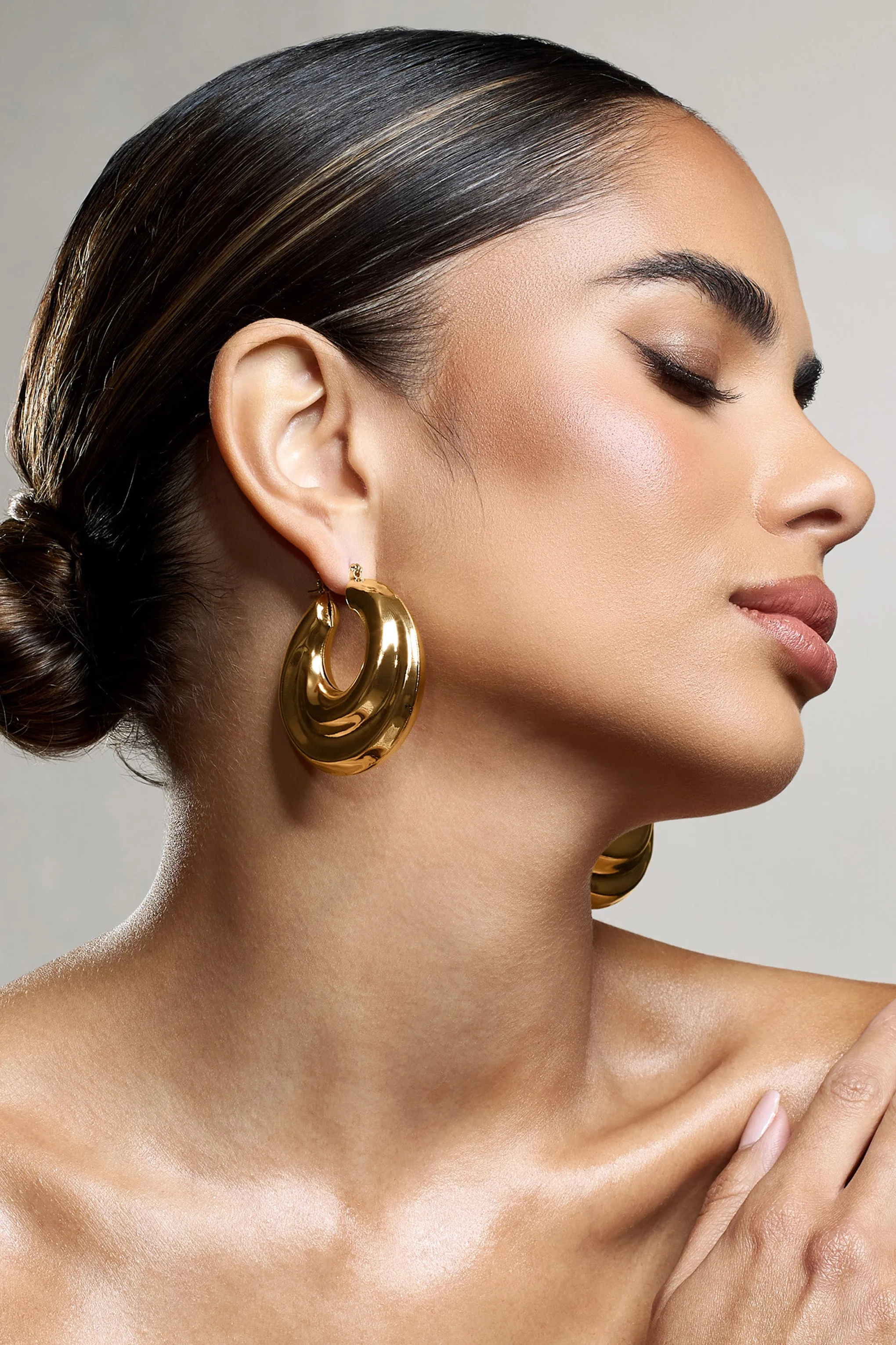 Iowa | Gold Chunky Statement Hoop Earrings Club L London