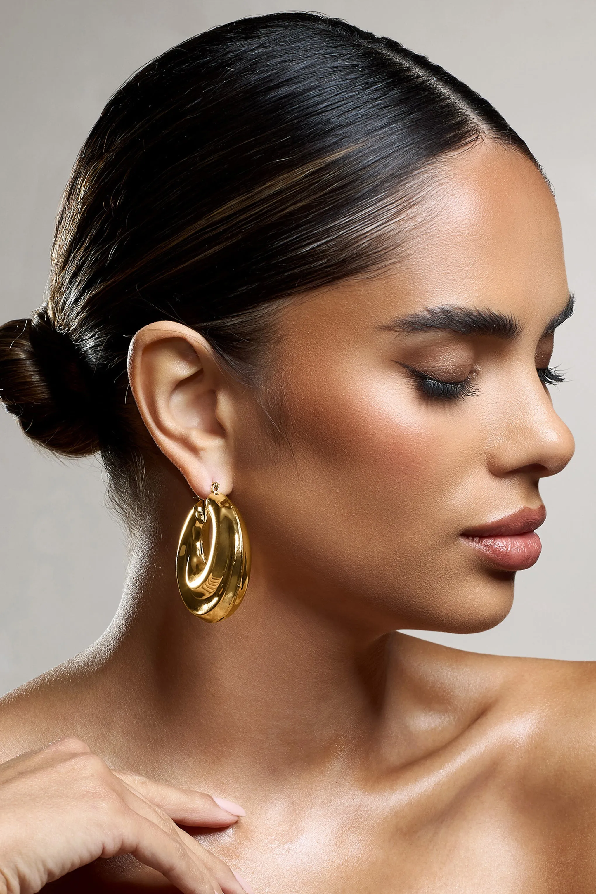Iowa | Gold Chunky Statement Hoop Earrings Club L London
