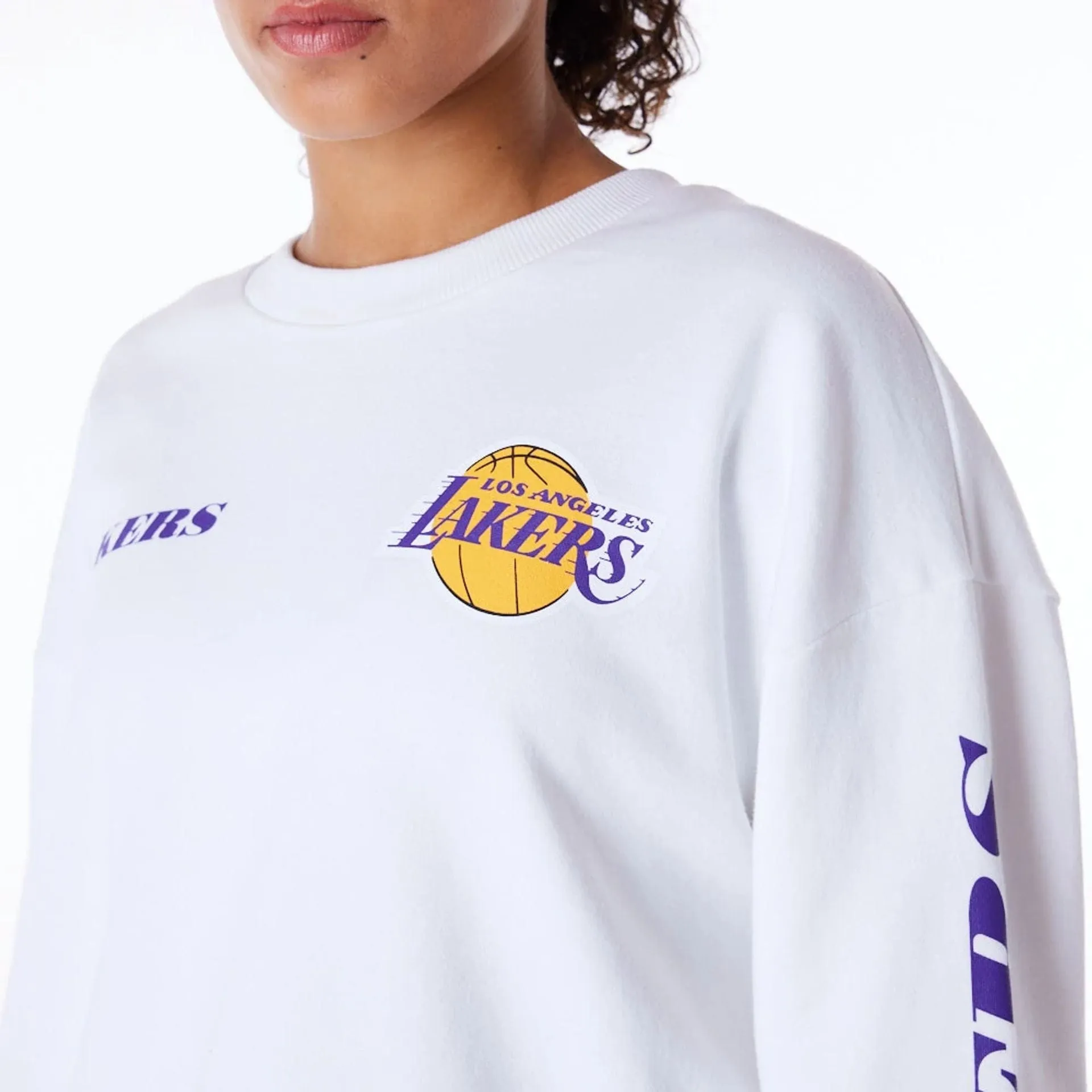 LA Lakers Womens NBA Wordmark White Crop Crew Neck Sweatshirt NEW ERA