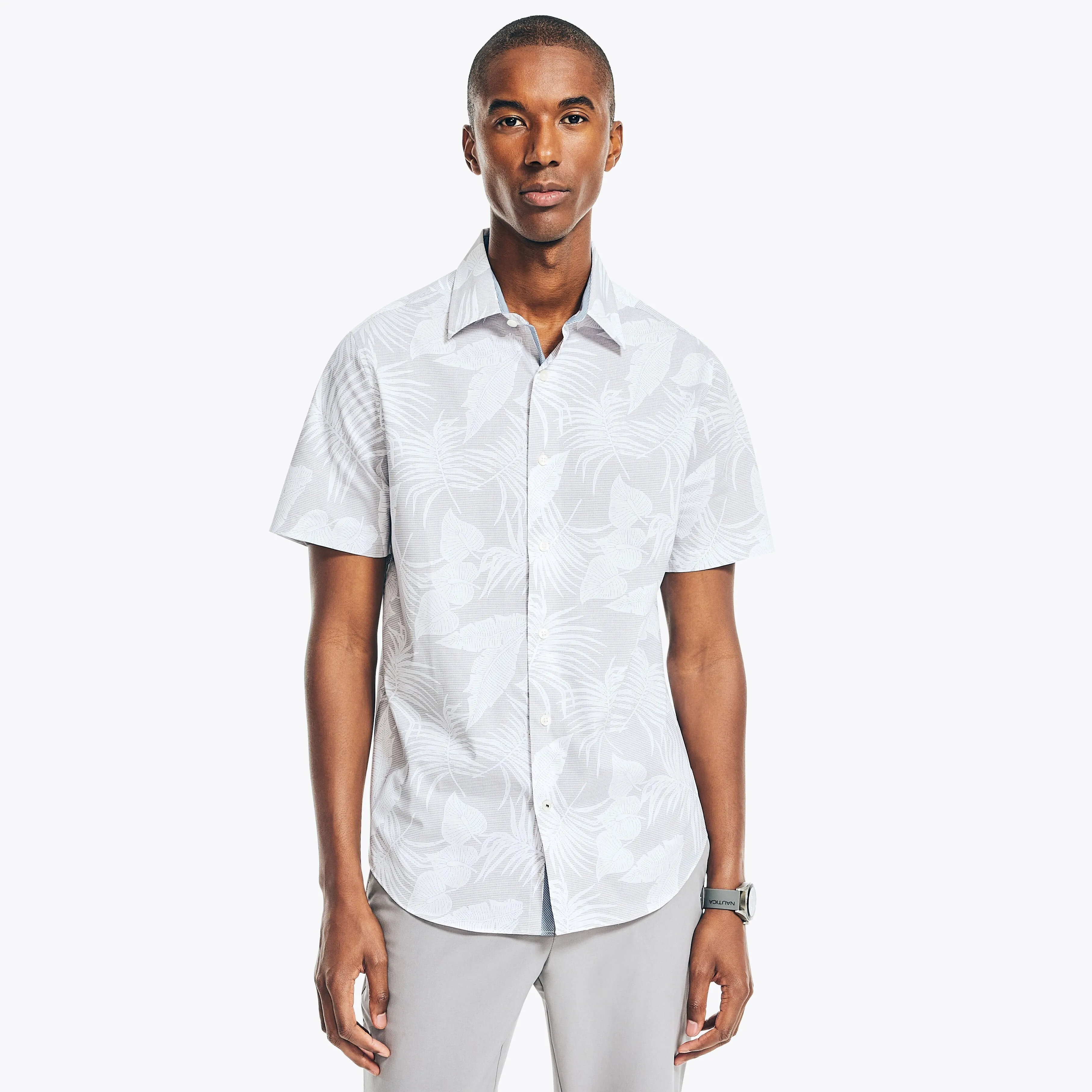 Nautica Mens Navtech Trim Fit Printed Short-Sleeve Shirt