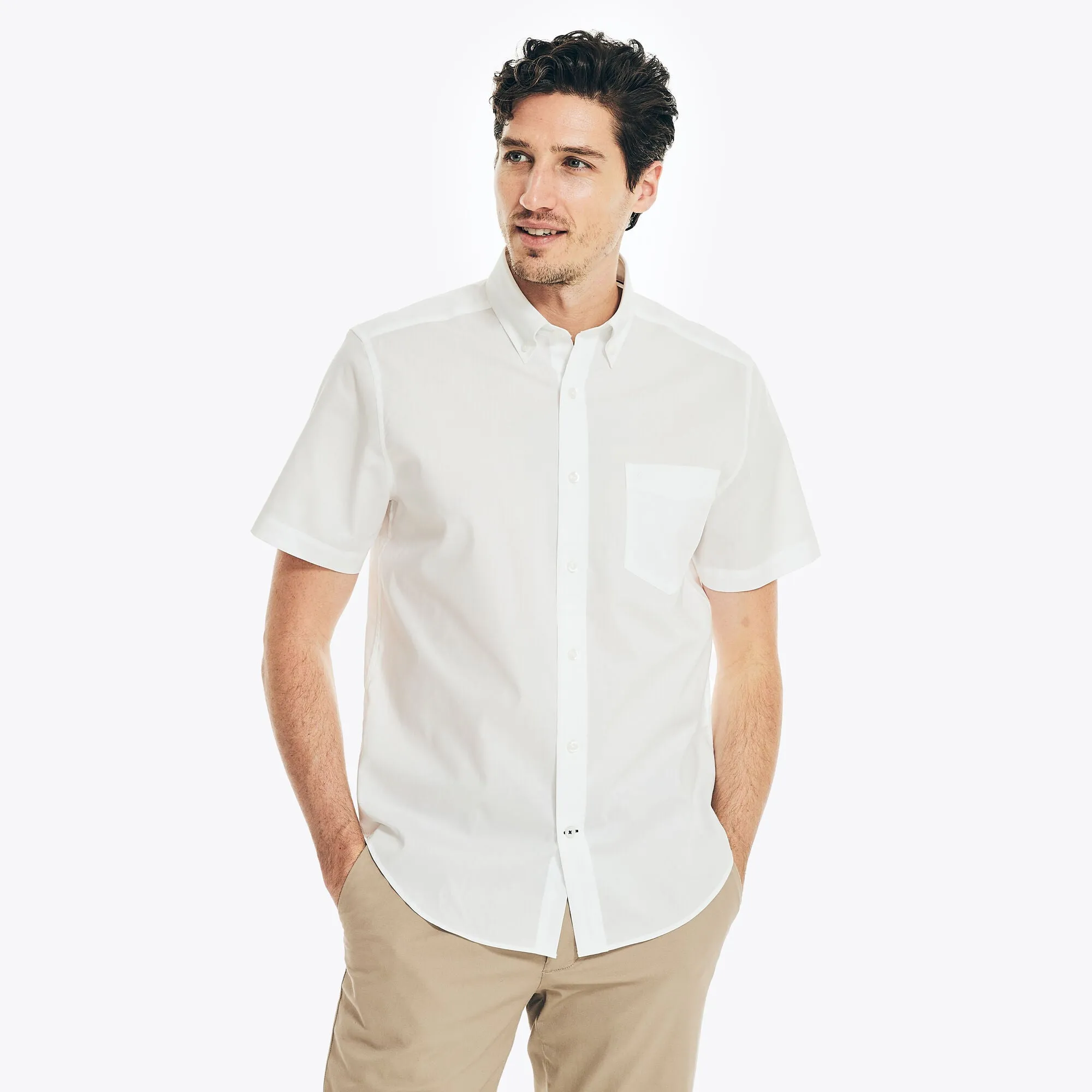 Nautica Mens Wrinkle-Resistant Wear To Work Short-Sleeve Shirt