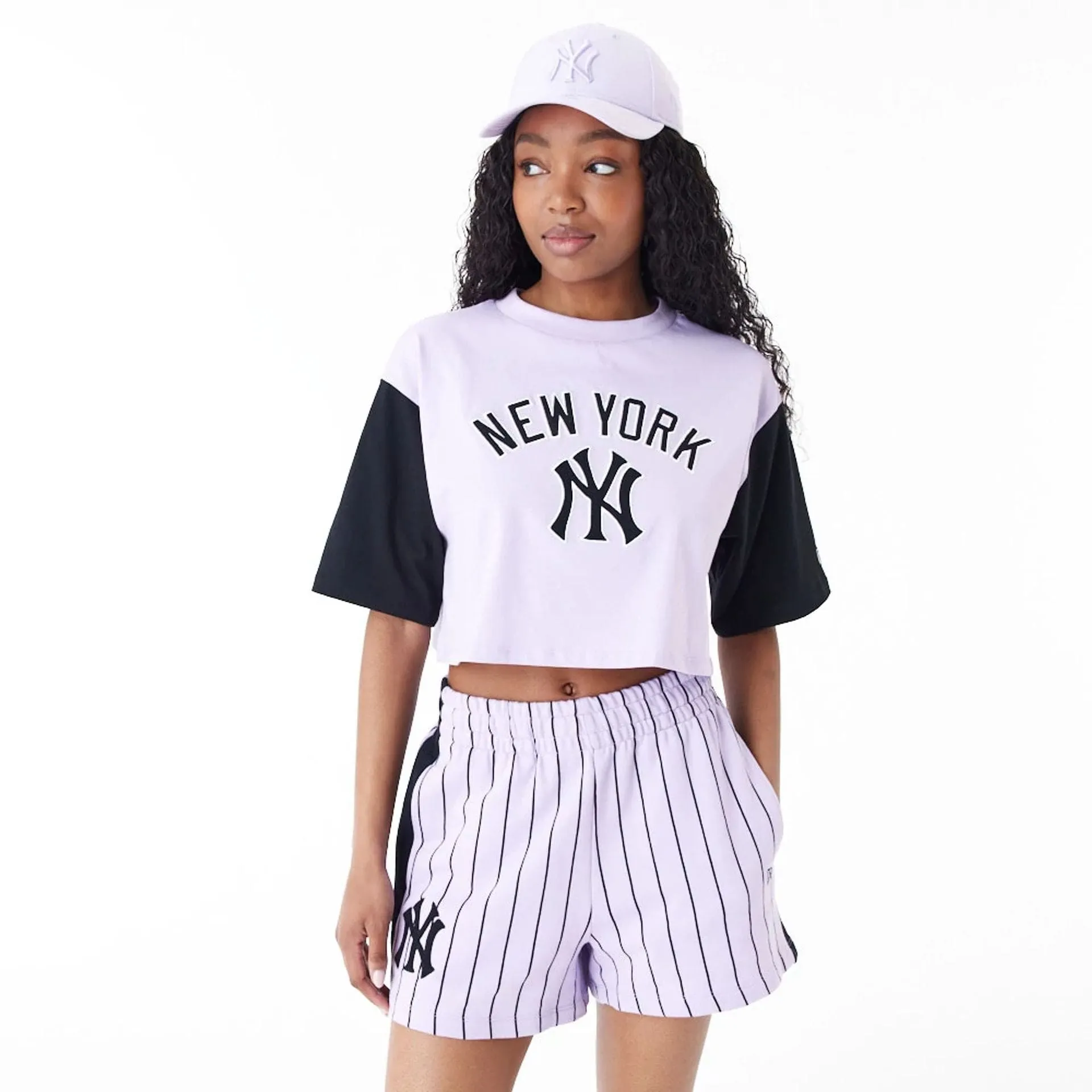 New York Yankees MLB Lifestyle Purple Womens Crop T-Shirt NEW ERA