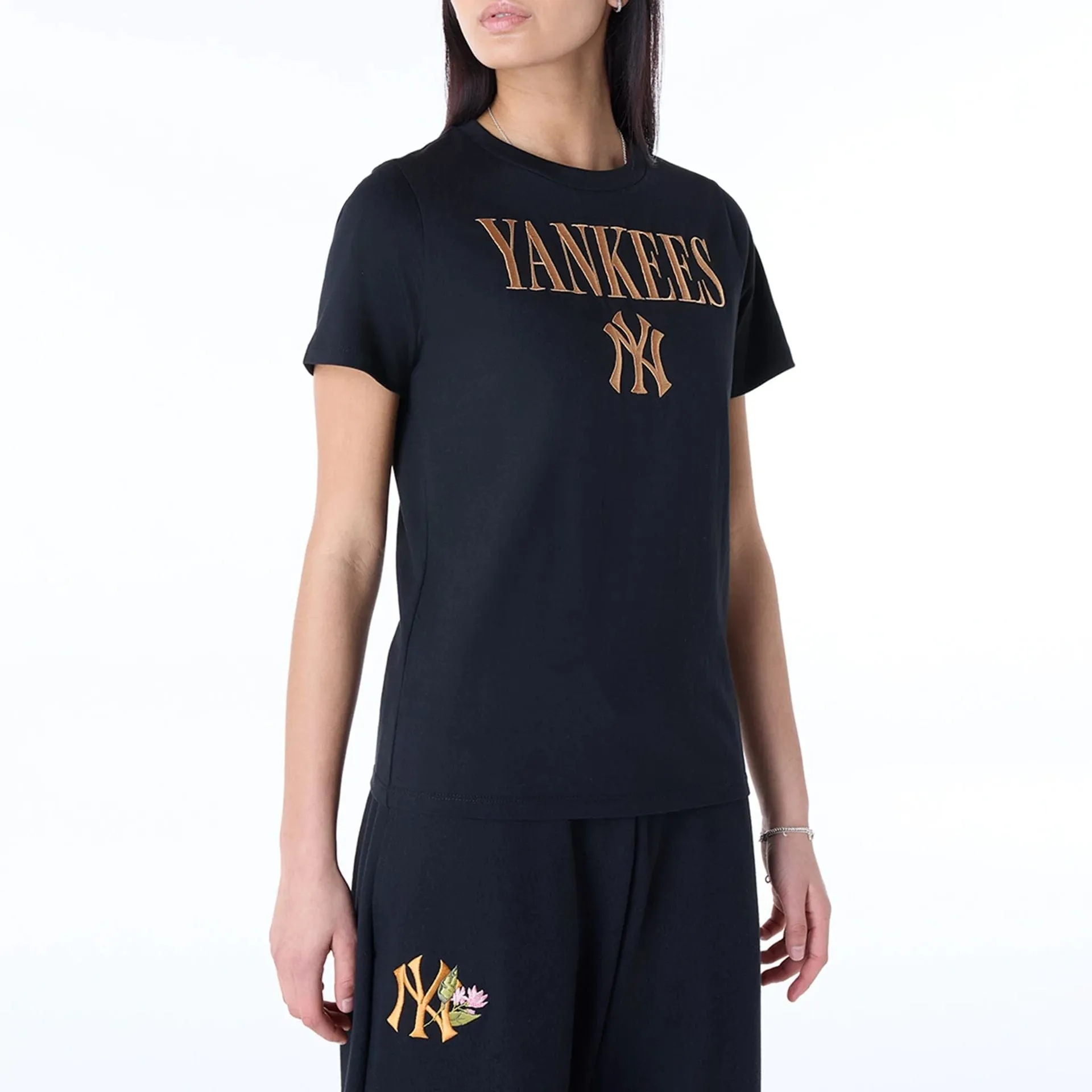 New York Yankees Womens MLB Black T-Shirt NEW ERA
