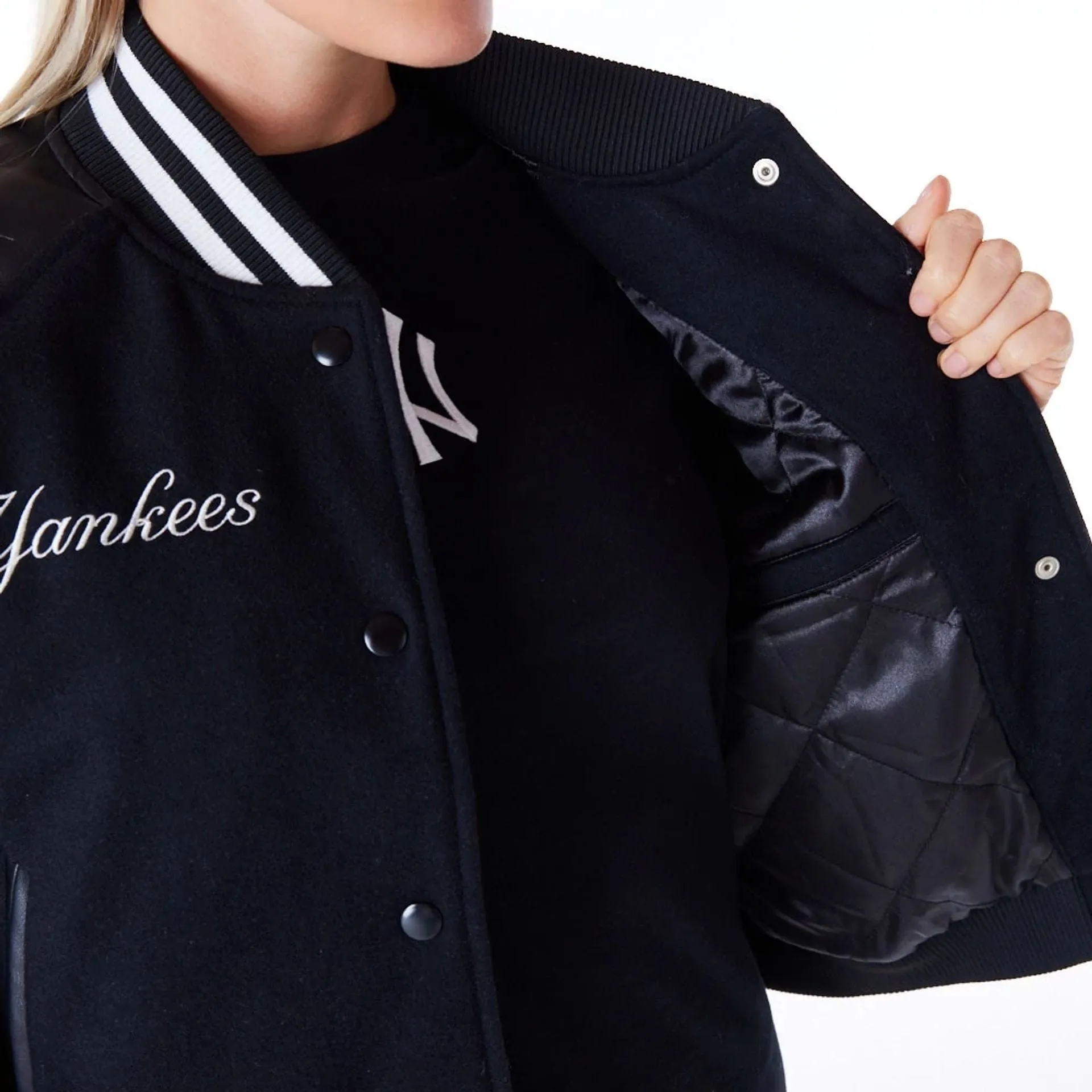 New York Yankees Womens MLB Black Varsity Jacket NEW ERA
