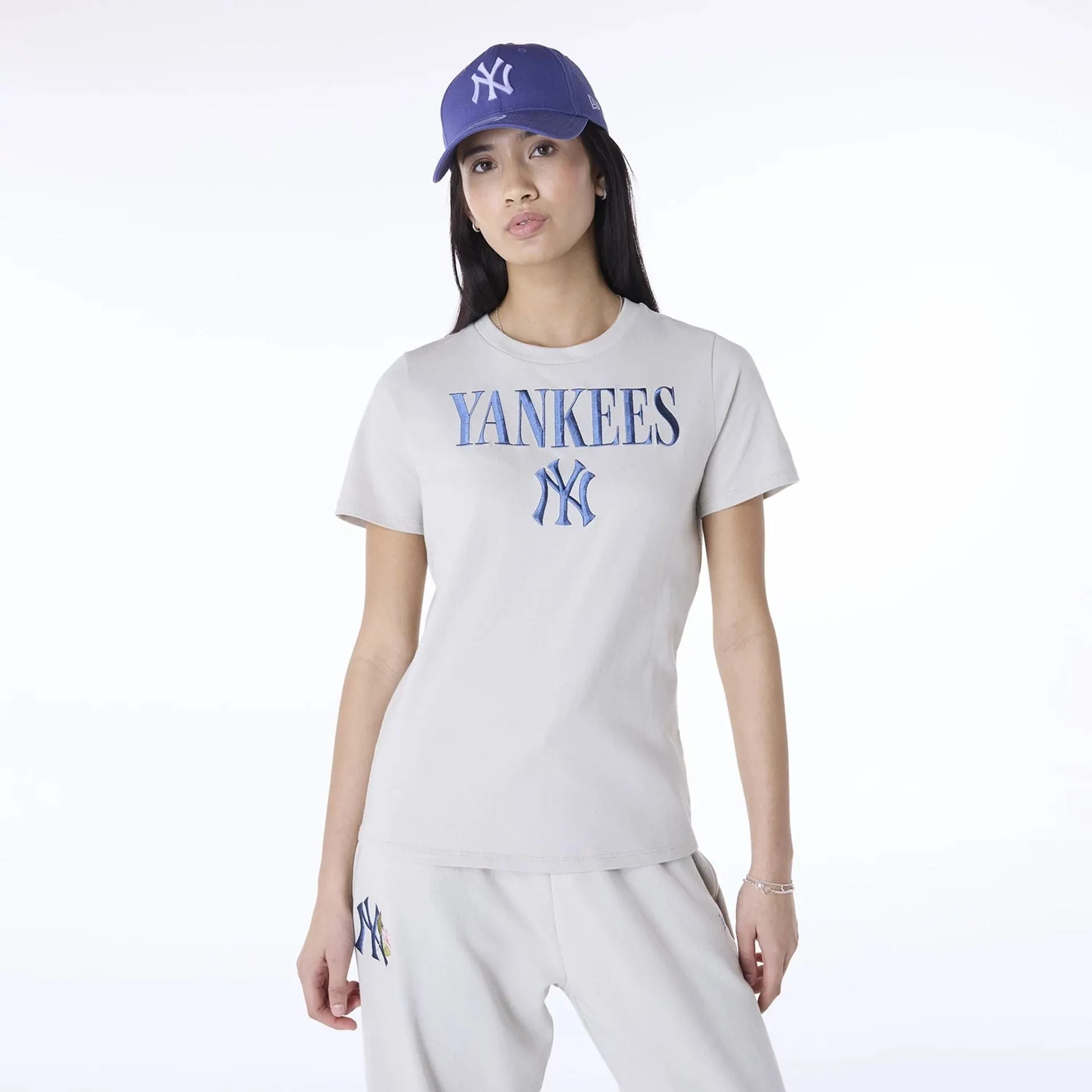 New York Yankees Womens MLB Cream T-Shirt NEW ERA