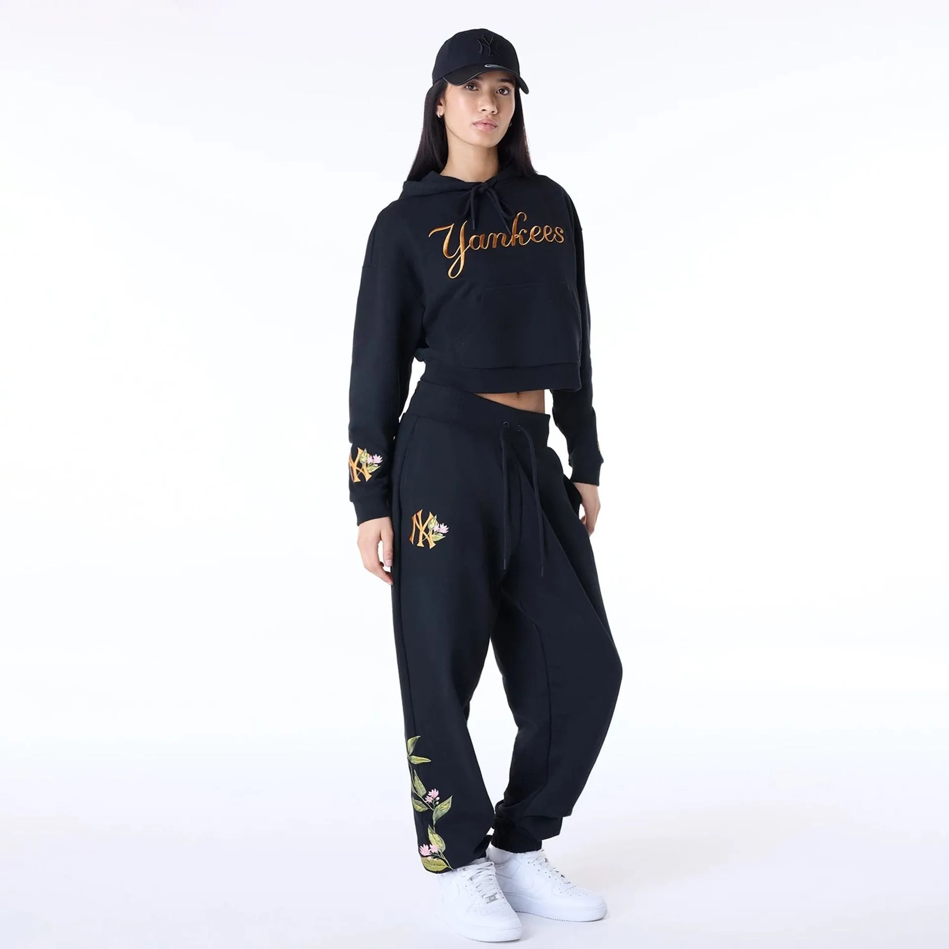New York Yankees Womens MLB Graphic Black Pullover Hoodie NEW ERA