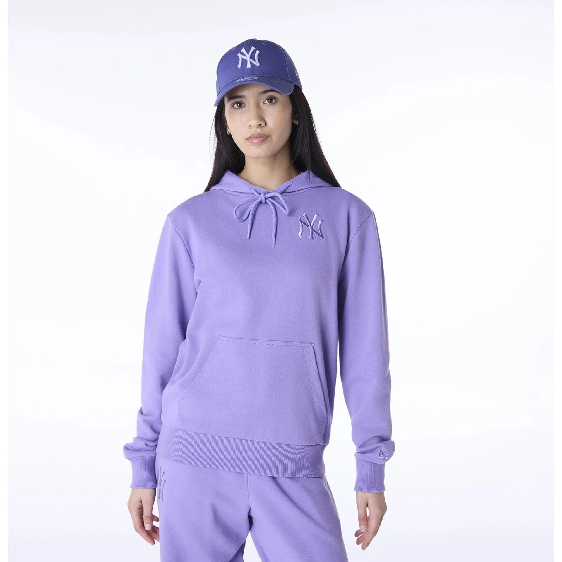 New York Yankees Womens MLB League Essential Purple Pullover Hoodie NEW ERA