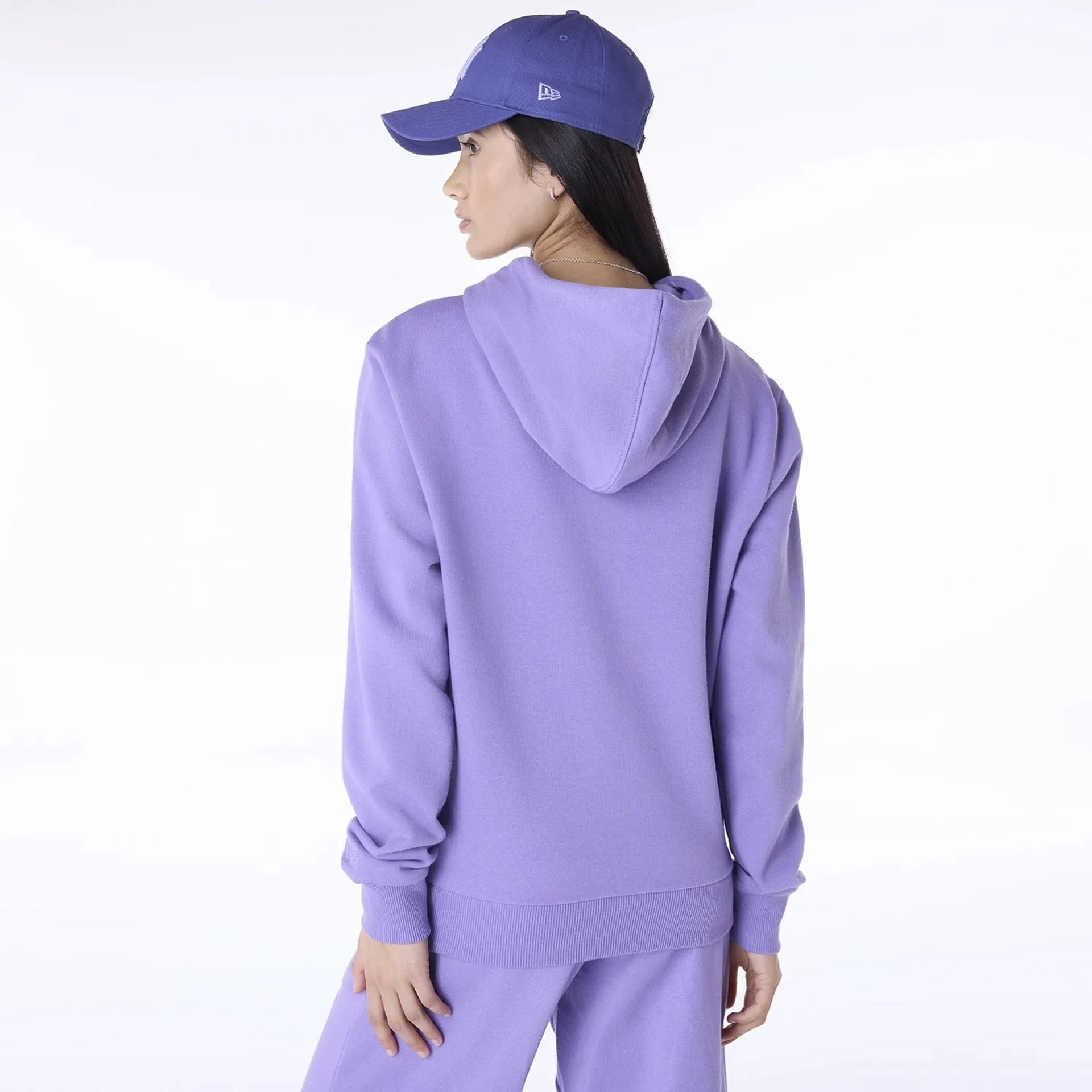 New York Yankees Womens MLB League Essential Purple Pullover Hoodie NEW ERA