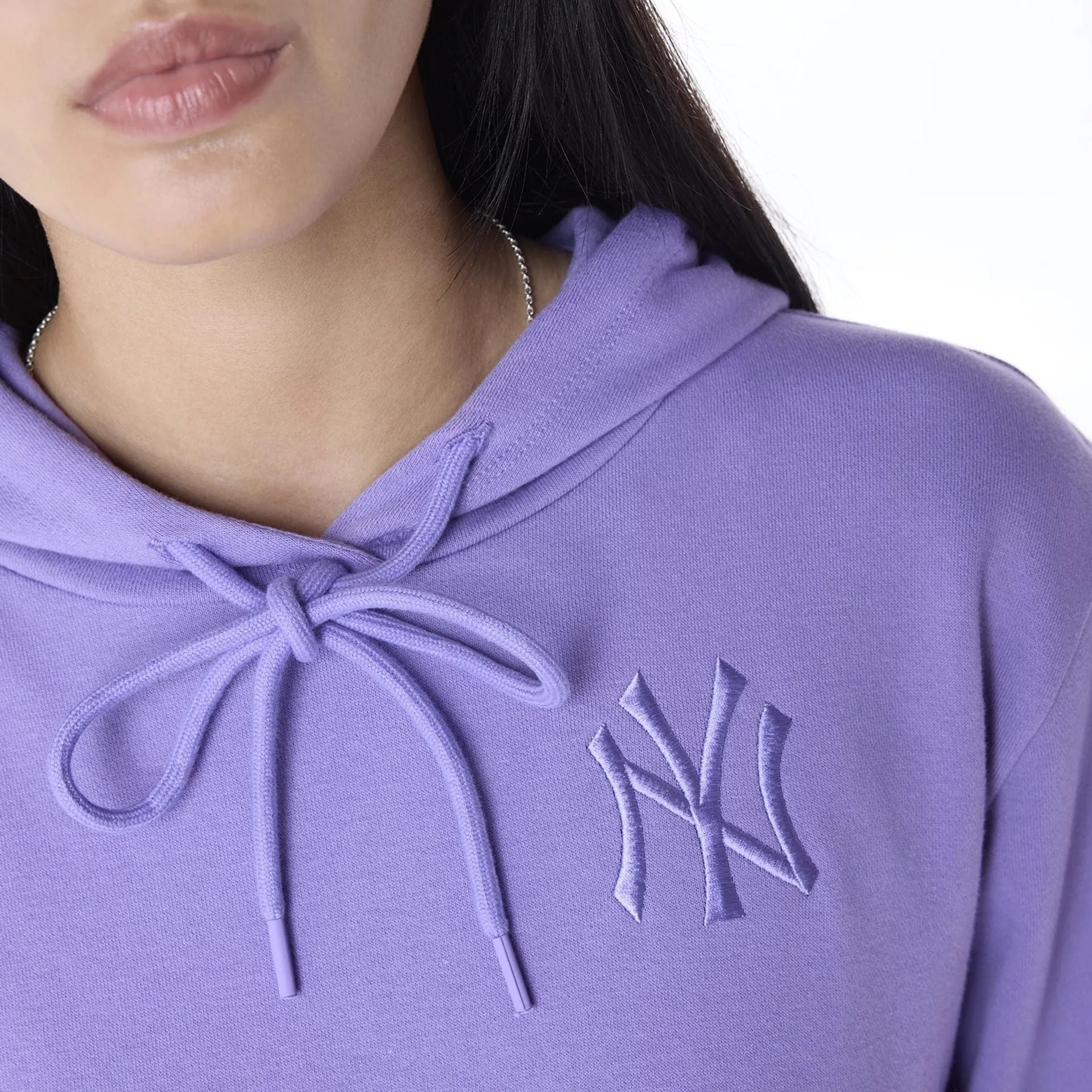 New York Yankees Womens MLB League Essential Purple Pullover Hoodie NEW ERA