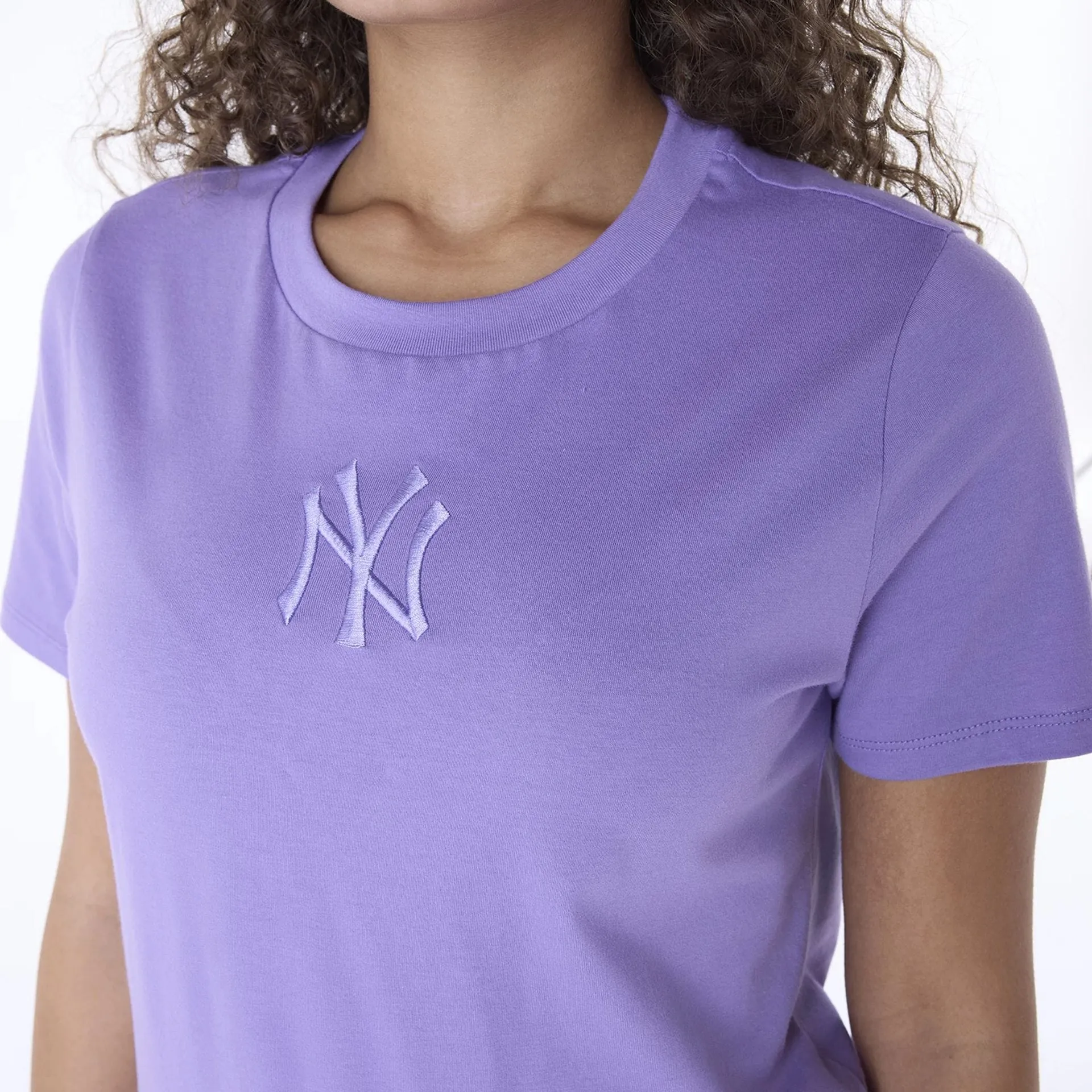 New York Yankees Womens MLB League Essential Purple T-Shirt NEW ERA