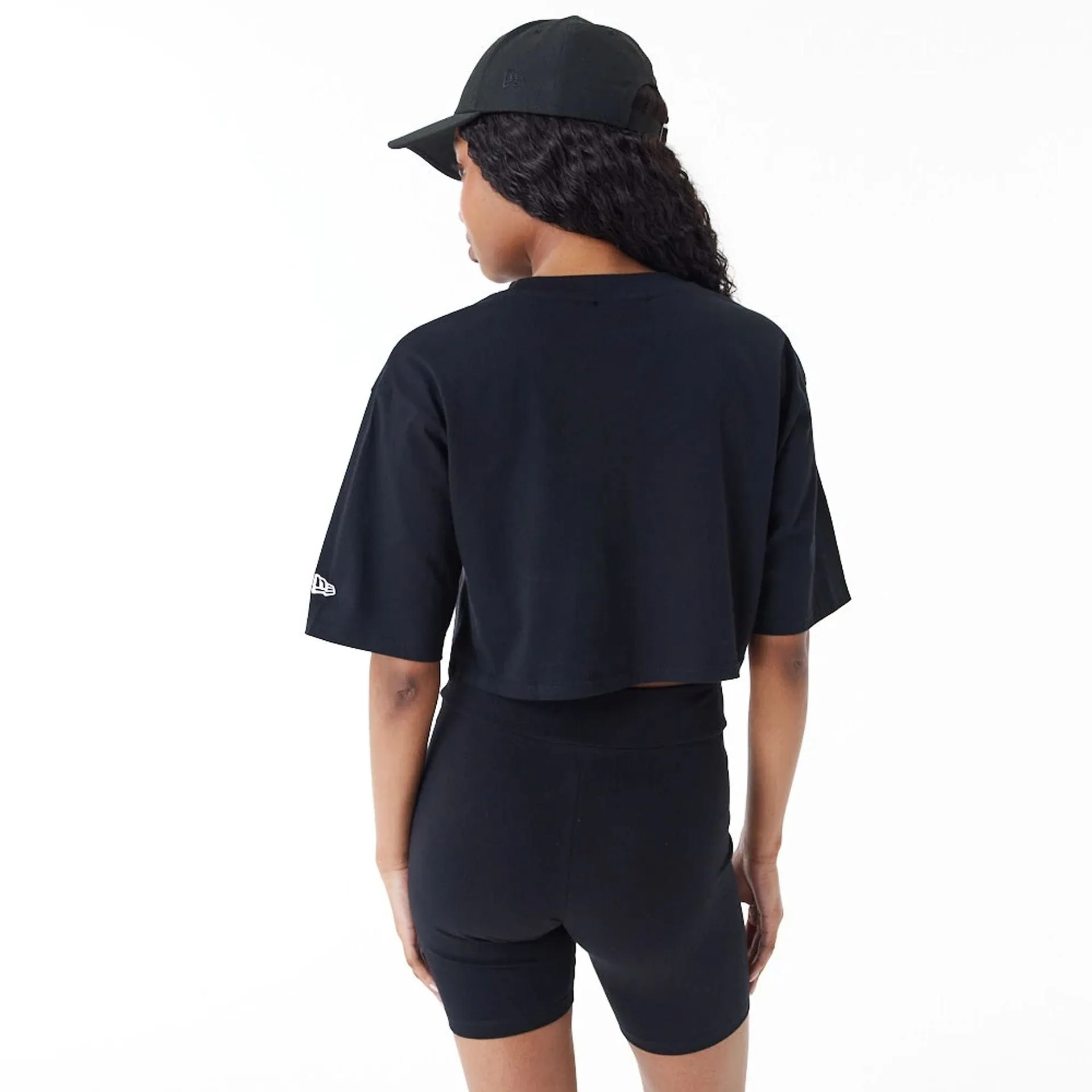 New York Yankees Womens MLB Lifestyle Black Crop T-Shirt NEW ERA