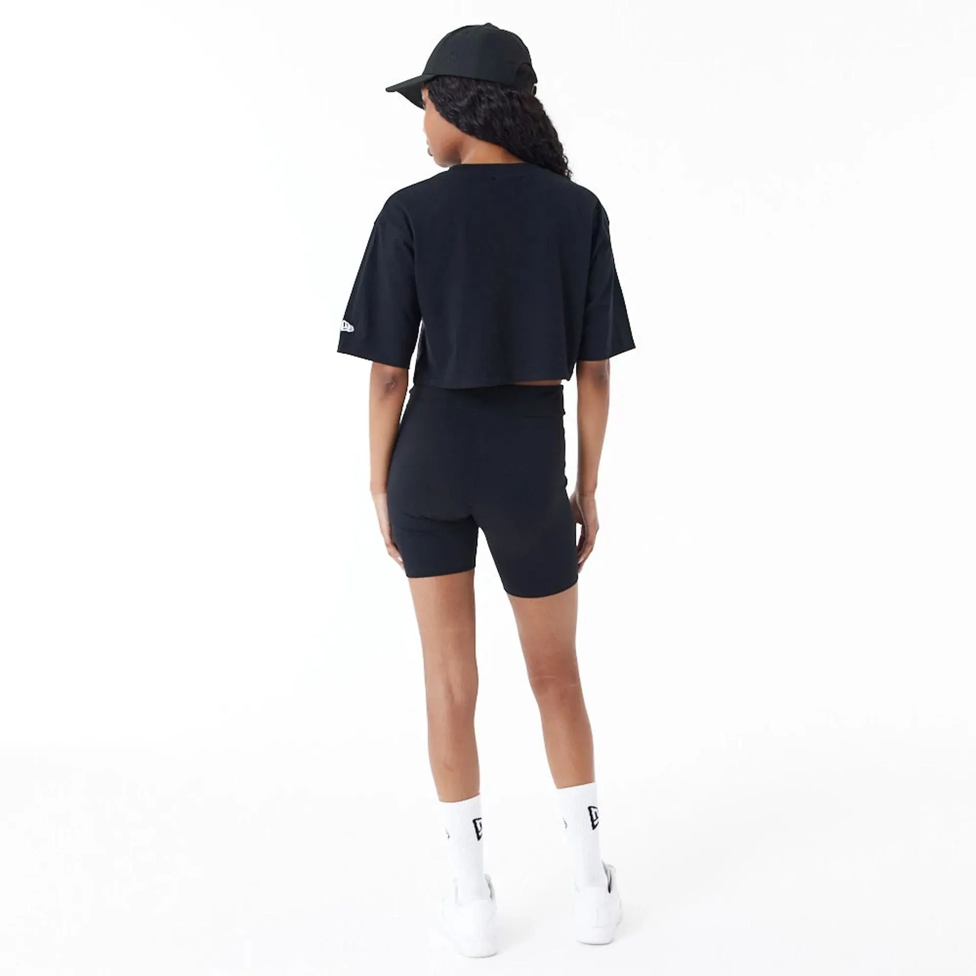 New York Yankees Womens MLB Lifestyle Black Crop T-Shirt NEW ERA