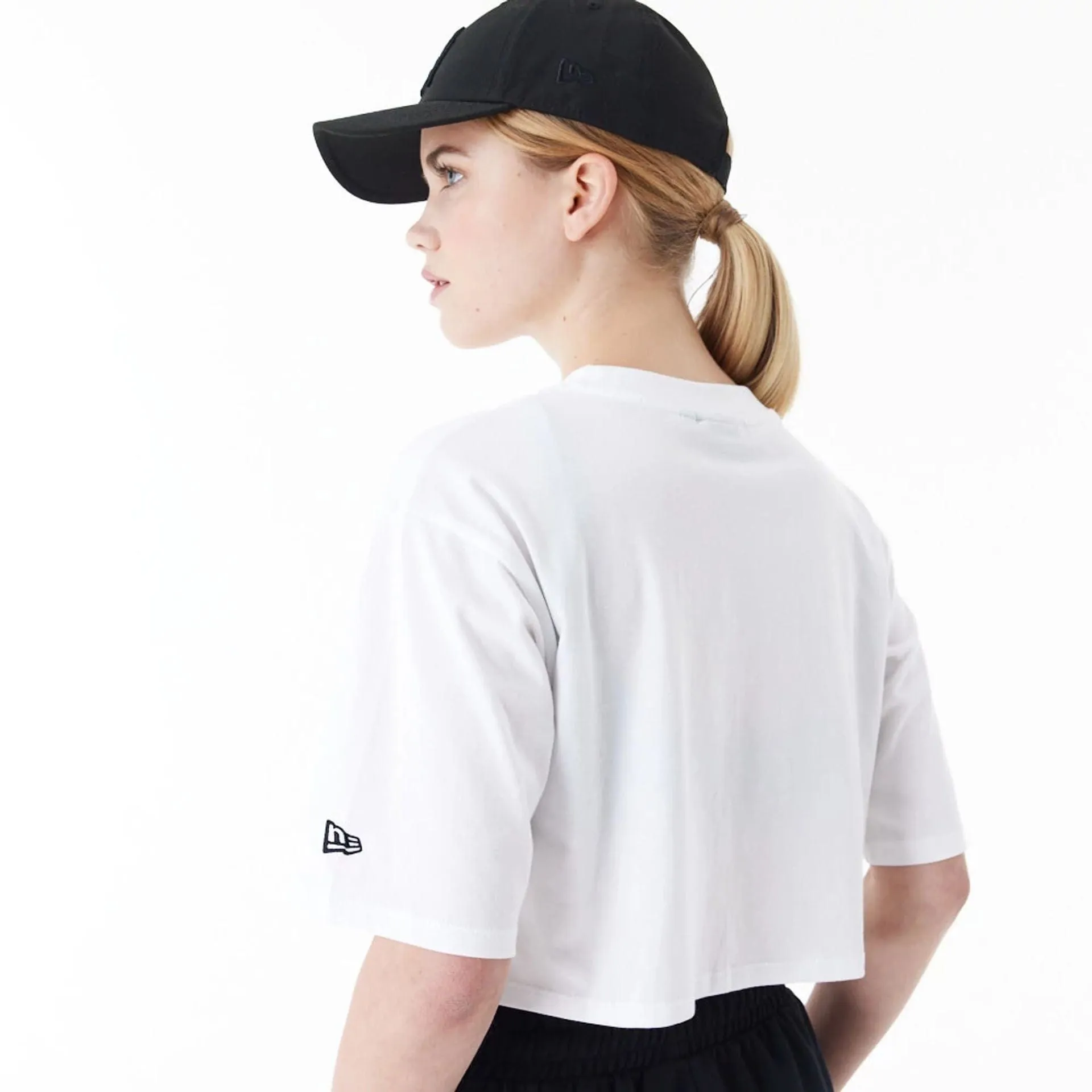 New York Yankees Womens MLB Lifestyle White Crop T-Shirt NEW ERA