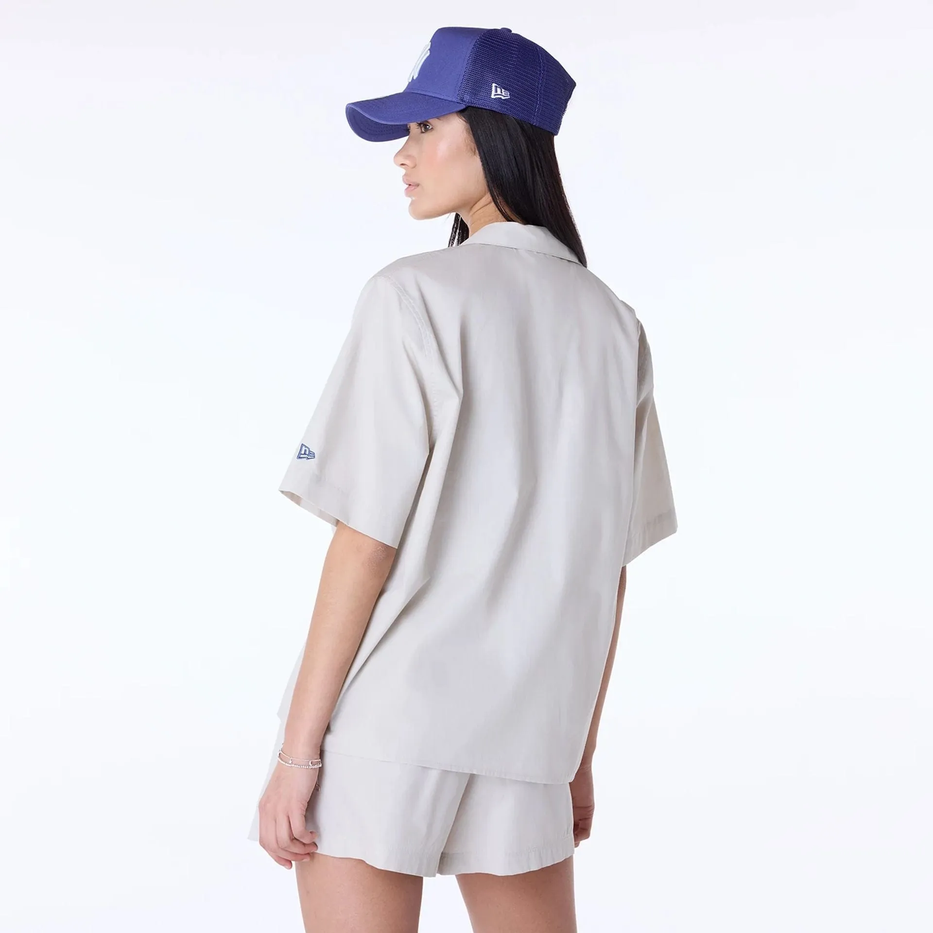 New York Yankees Womens MLB Script Revere Cream T-Shirt NEW ERA
