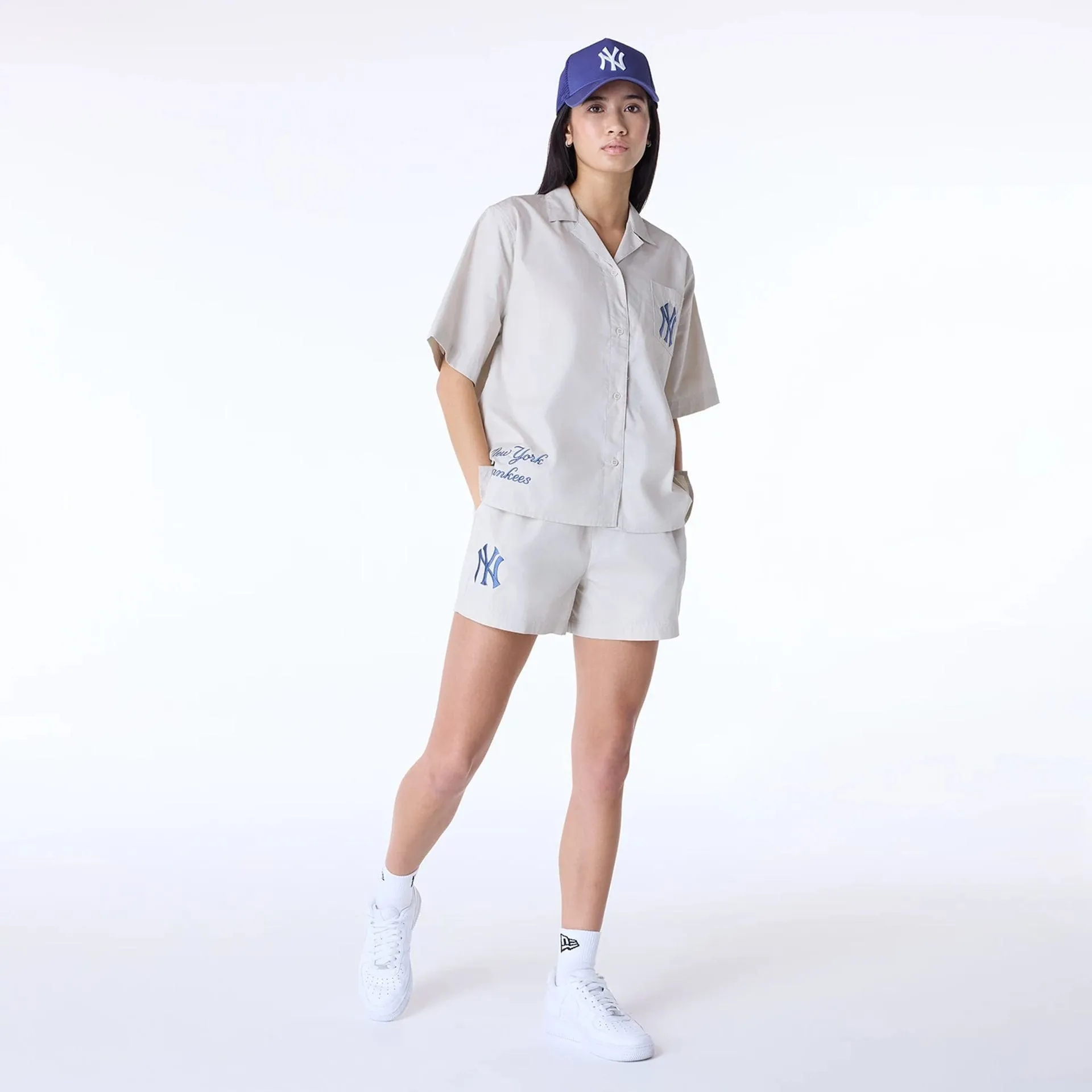 New York Yankees Womens MLB Script Revere Cream T-Shirt NEW ERA