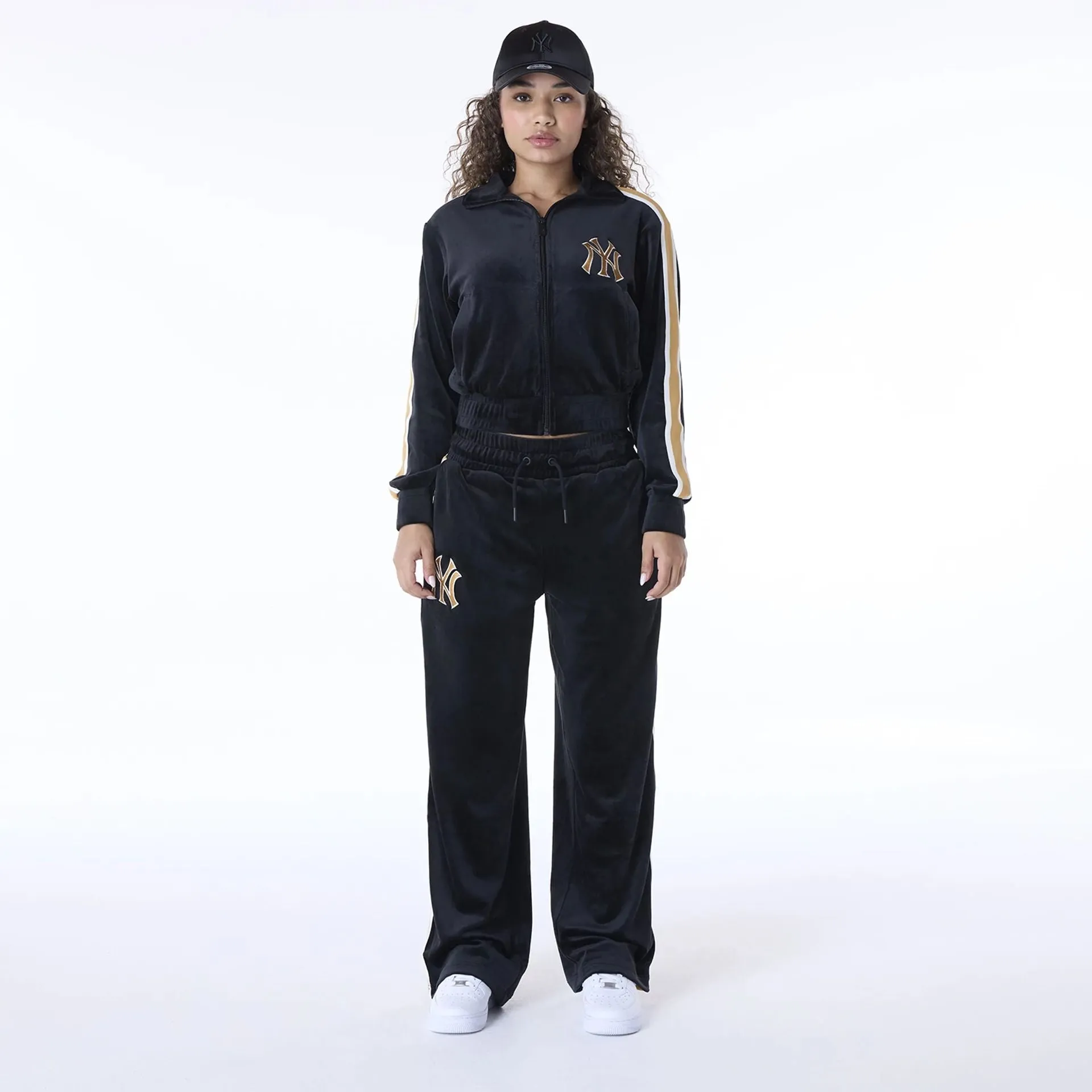 New York Yankees Womens MLB Velour Black Track Jacket NEW ERA
