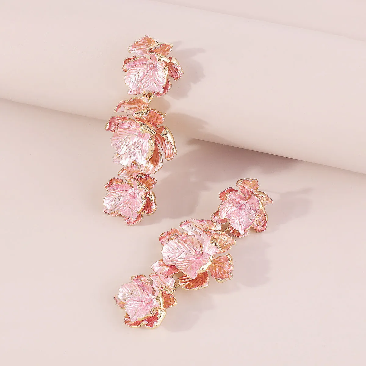 PINK 3D FLOWER EARRINGS Gloria Lanvin
