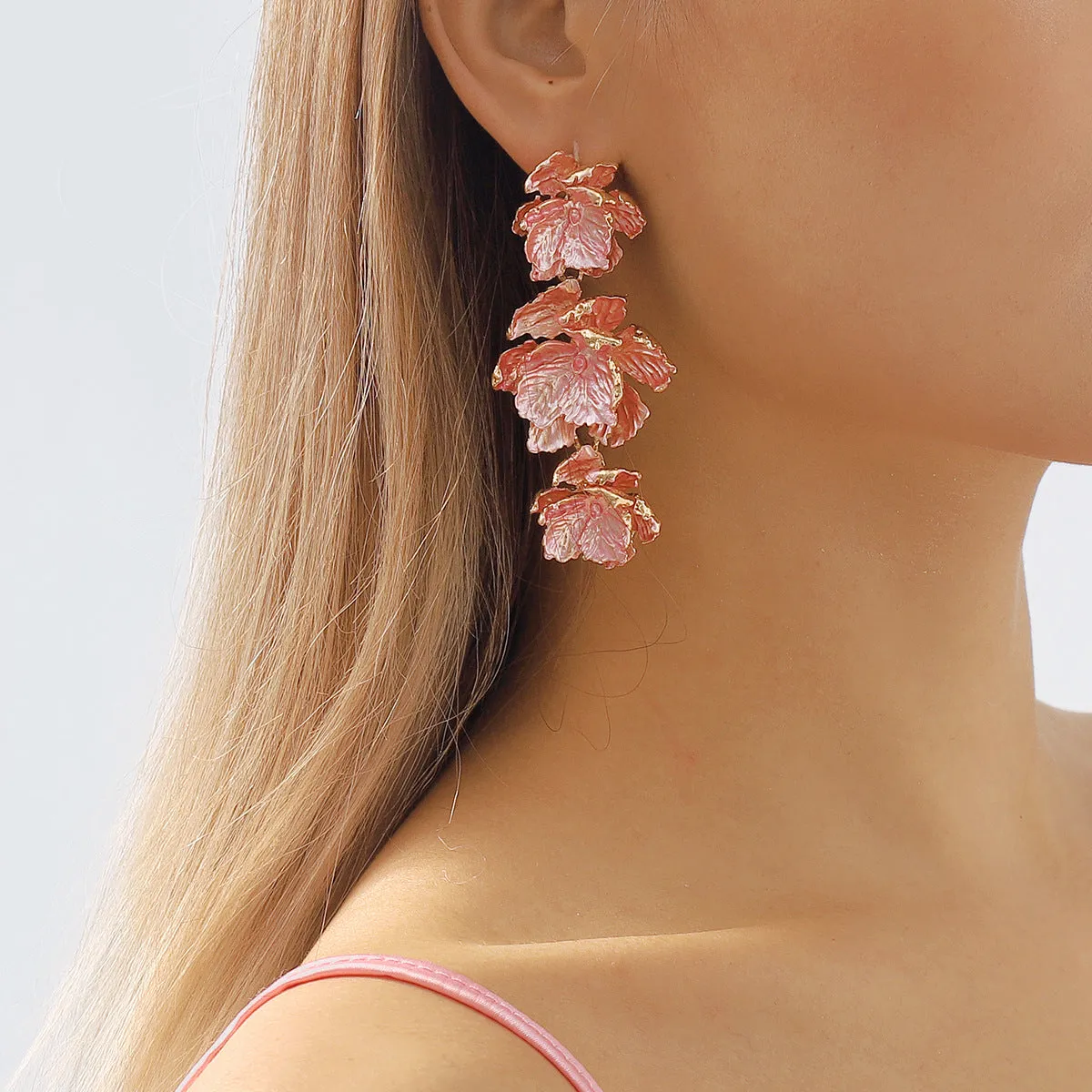 PINK 3D FLOWER EARRINGS Gloria Lanvin