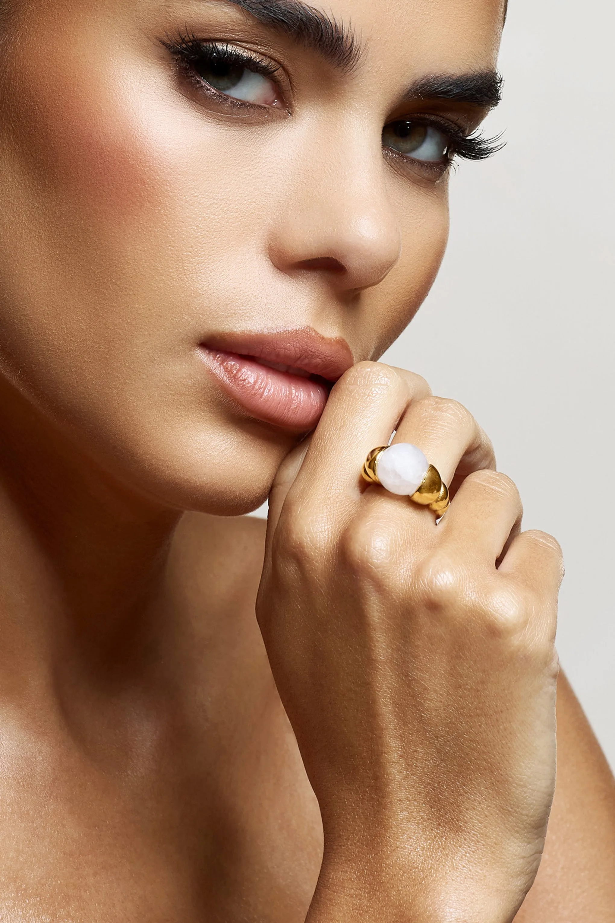 Sabri | Pink Statement Gold Ring Club L London