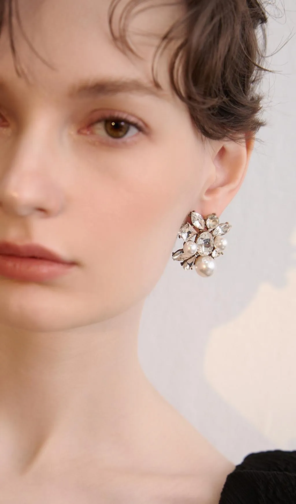 Silver vintage pearl and rhinestone earrings Gloria Lanvin