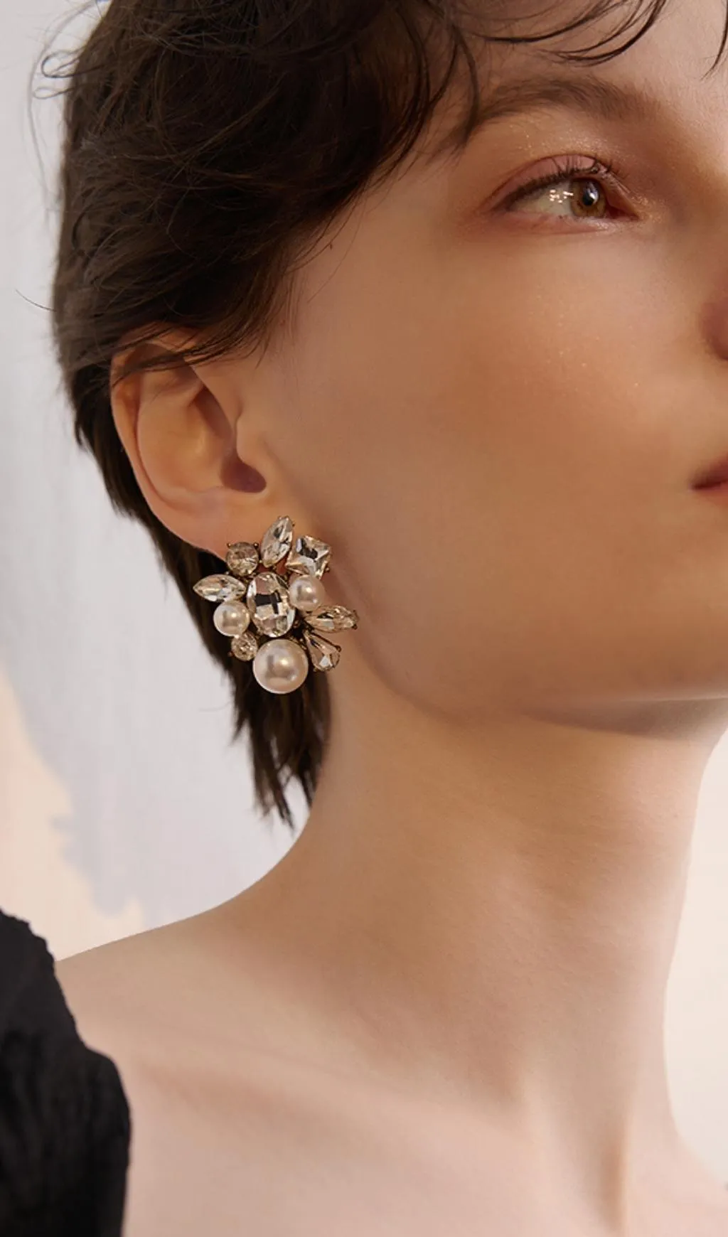 Silver vintage pearl and rhinestone earrings Gloria Lanvin