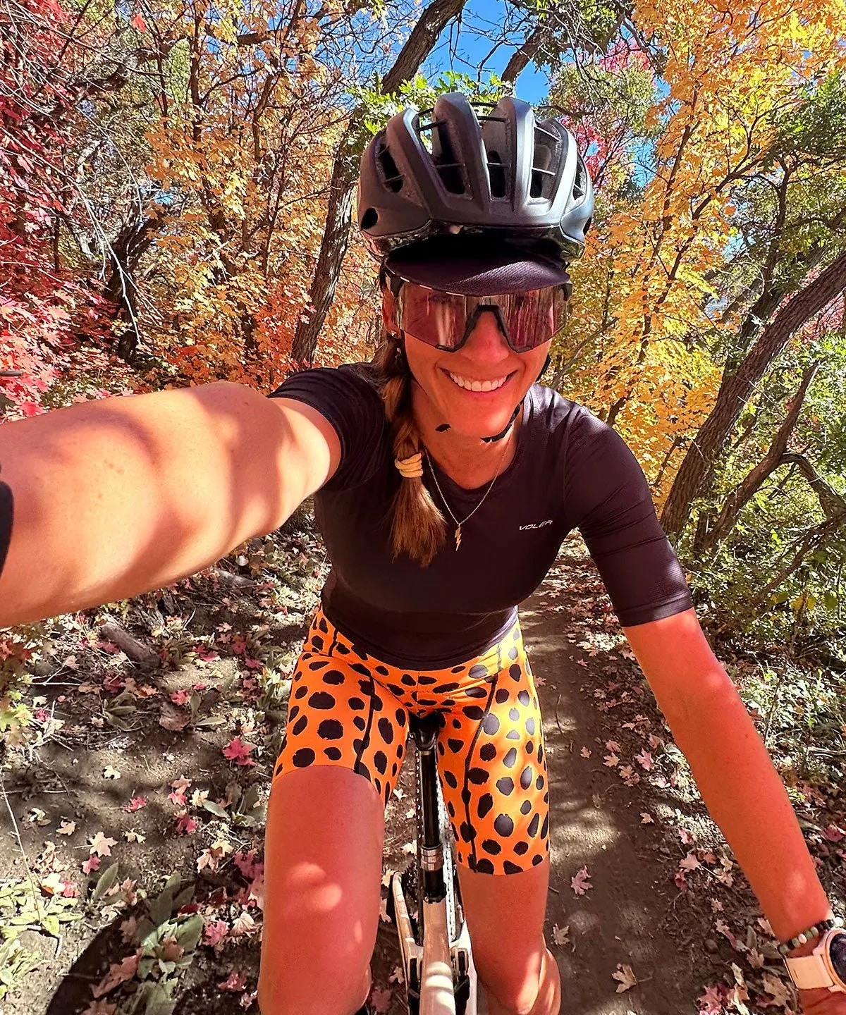 W. SUPER DROP TAIL BIB - CHEETAH Voler